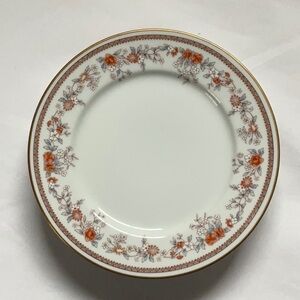 Lenox Porcelain Bread and Butter Small Plates
Russet Blossoms Set of 4